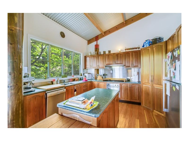 2 Nyssa Street, Armidale NSW 2350