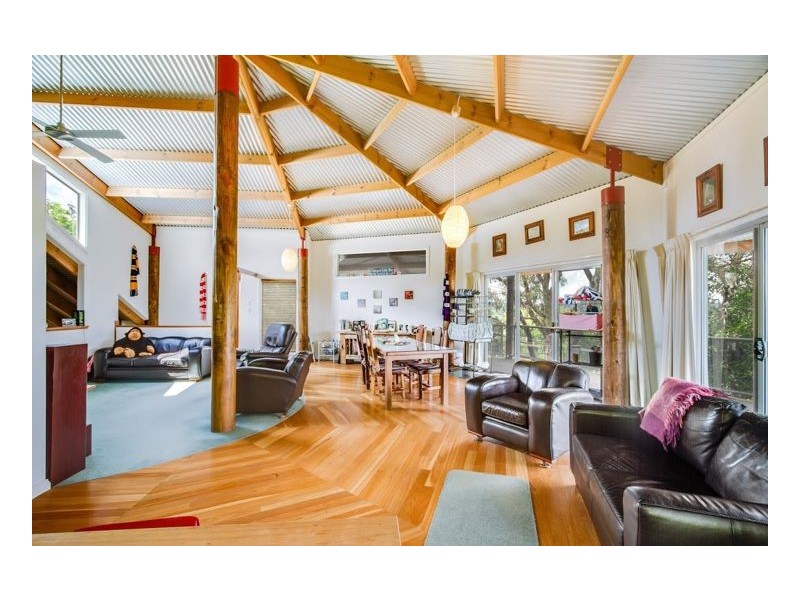 2 Nyssa Street, Armidale NSW 2350