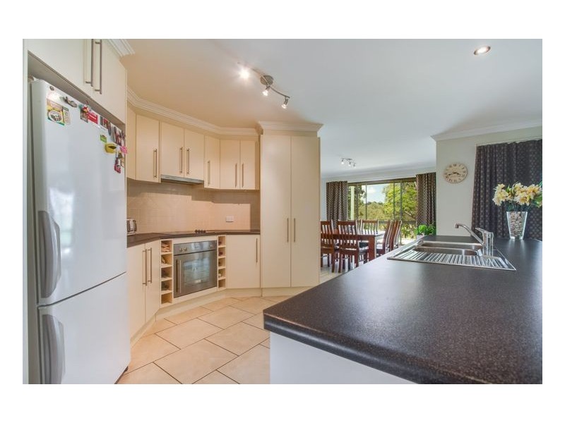 4 McCarthy Crescent, Armidale NSW 2350