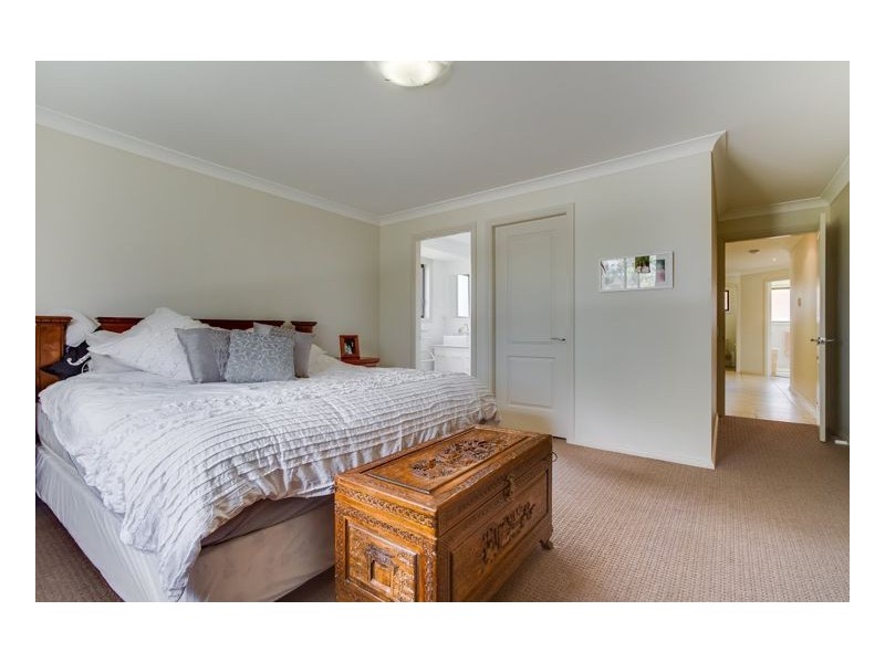 4 McCarthy Crescent, Armidale NSW 2350