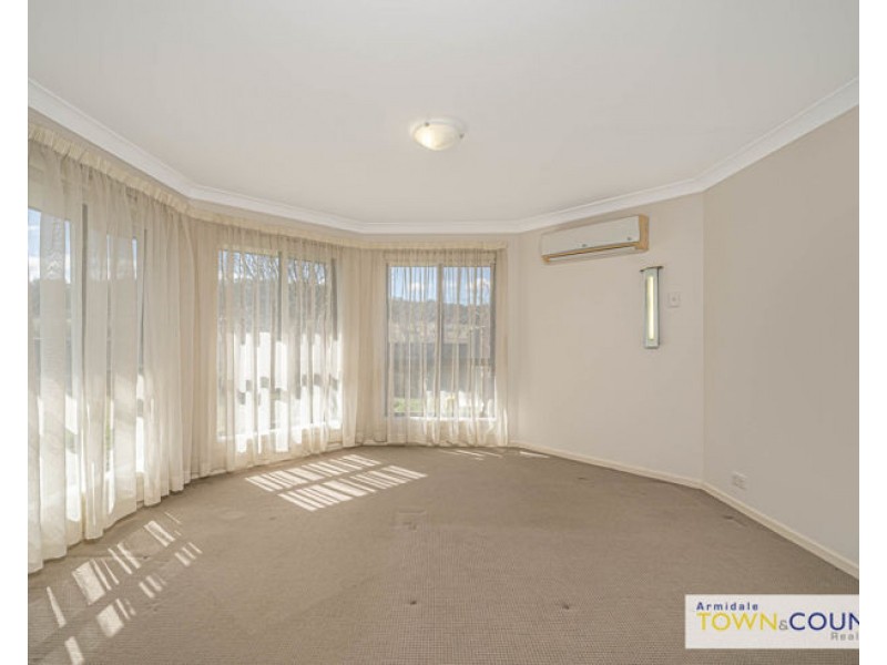 28 Albion Close, Armidale NSW 2350