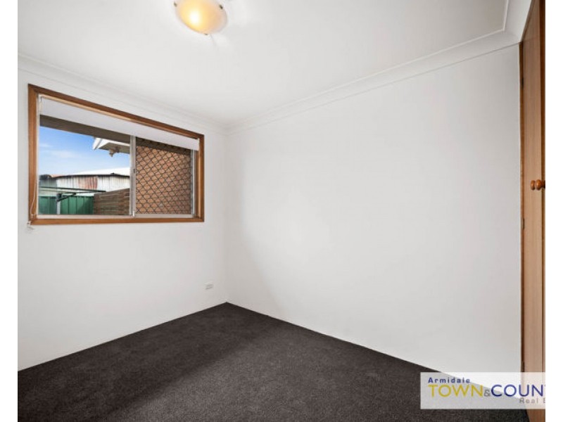 2/12 Dawson Avenue, Armidale NSW 2350