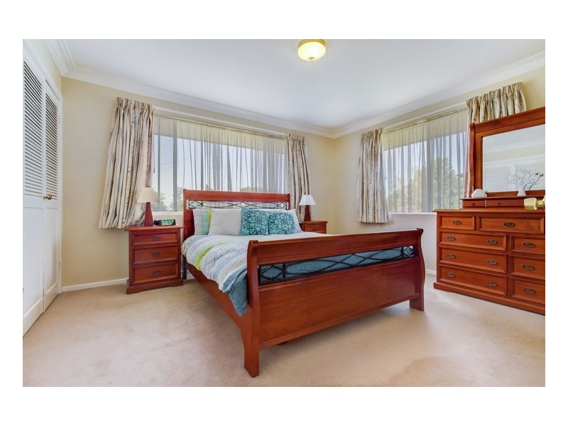 19 Campion Parade, Armidale NSW 2350