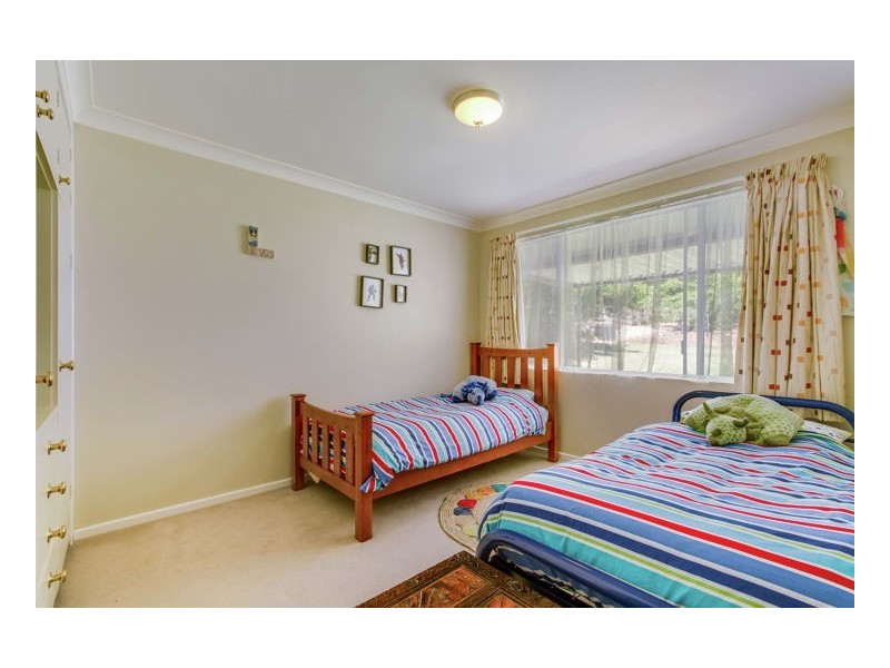 19 Campion Parade, Armidale NSW 2350