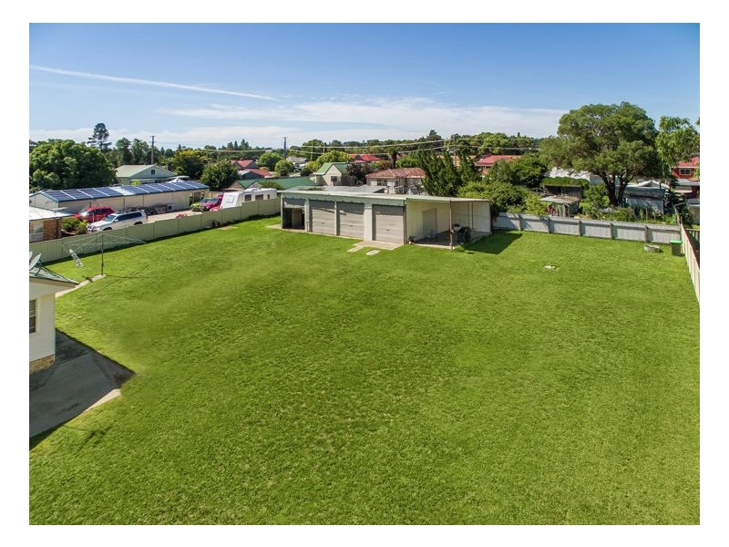 16-18 Wigan Avenue, Armidale NSW 2350