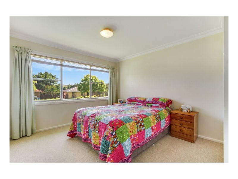 16-18 Wigan Avenue, Armidale NSW 2350