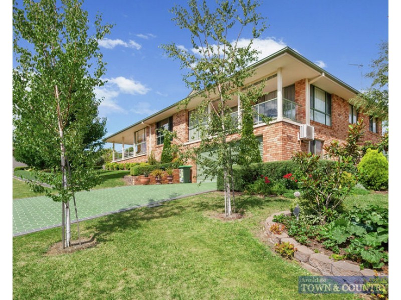8 Norris Drive, Armidale NSW 2350