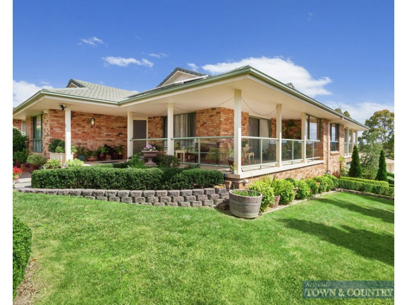 8 Norris Drive, Armidale NSW 2350