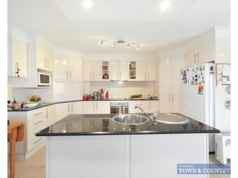 8 Norris Drive, Armidale NSW 2350