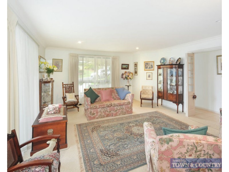 8 Norris Drive, Armidale NSW 2350