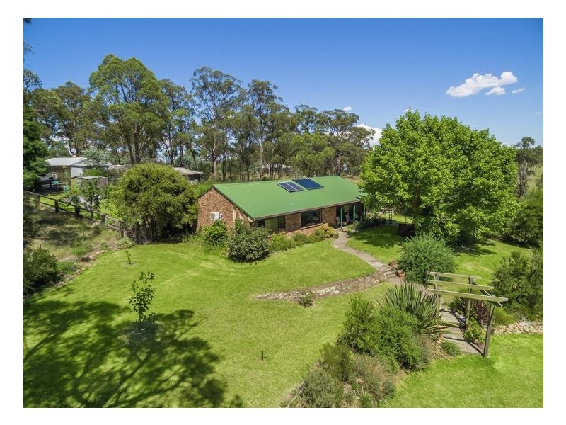 26 Kooda Road, Armidale NSW 2350