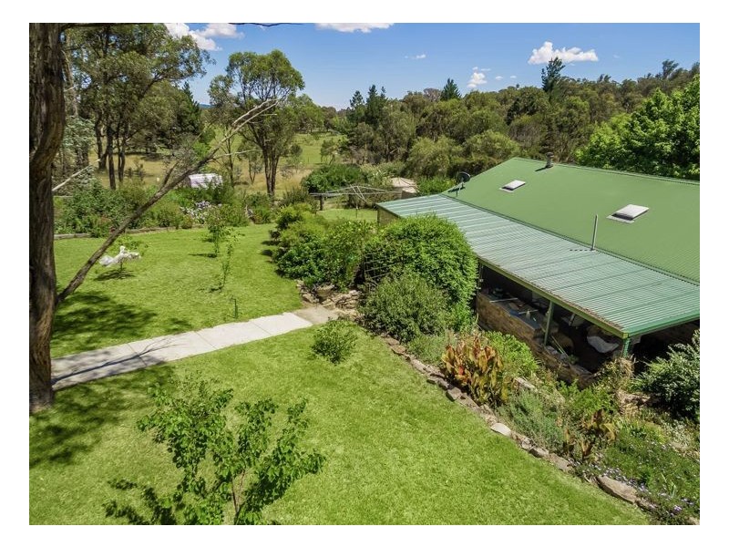 26 Kooda Road, Armidale NSW 2350
