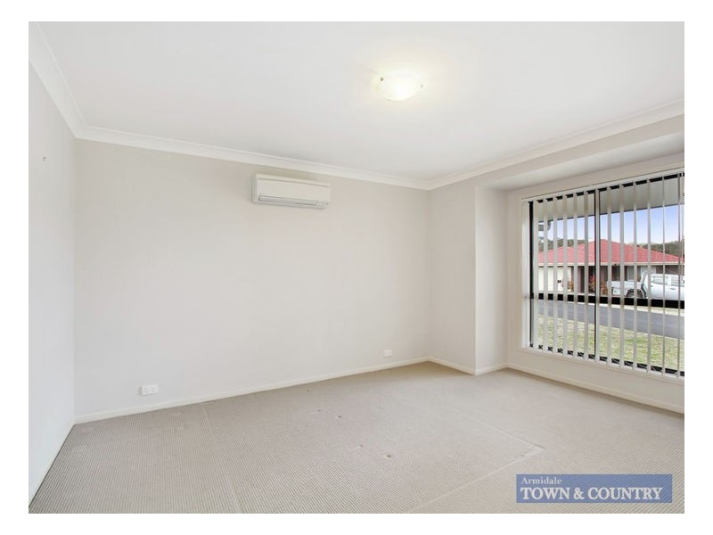 4 Earle Page Drive, Armidale NSW 2350