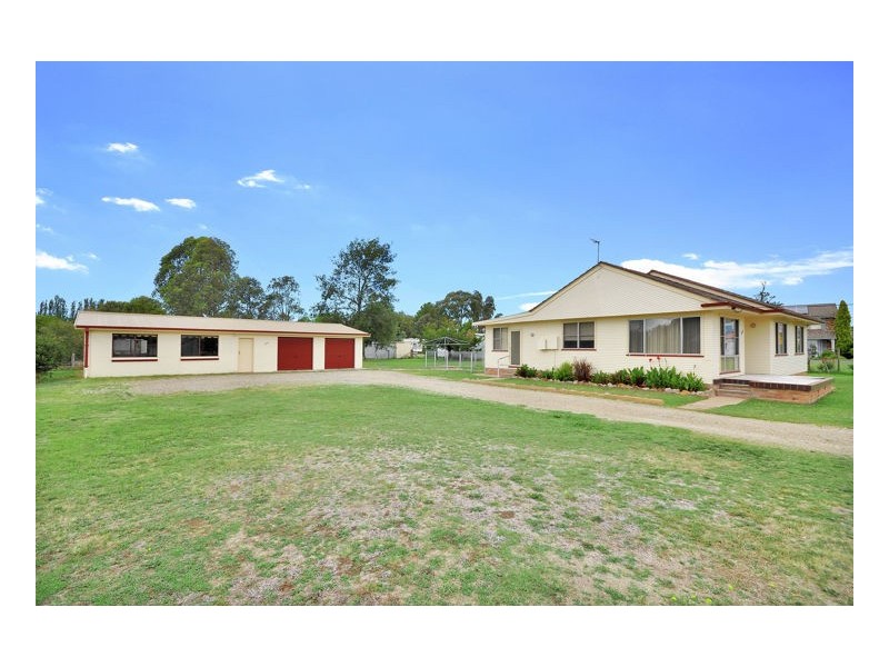 166-168 Bridge Street, Uralla NSW 2358