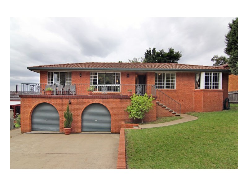 8 Stewart Crescent, Armidale NSW 2350