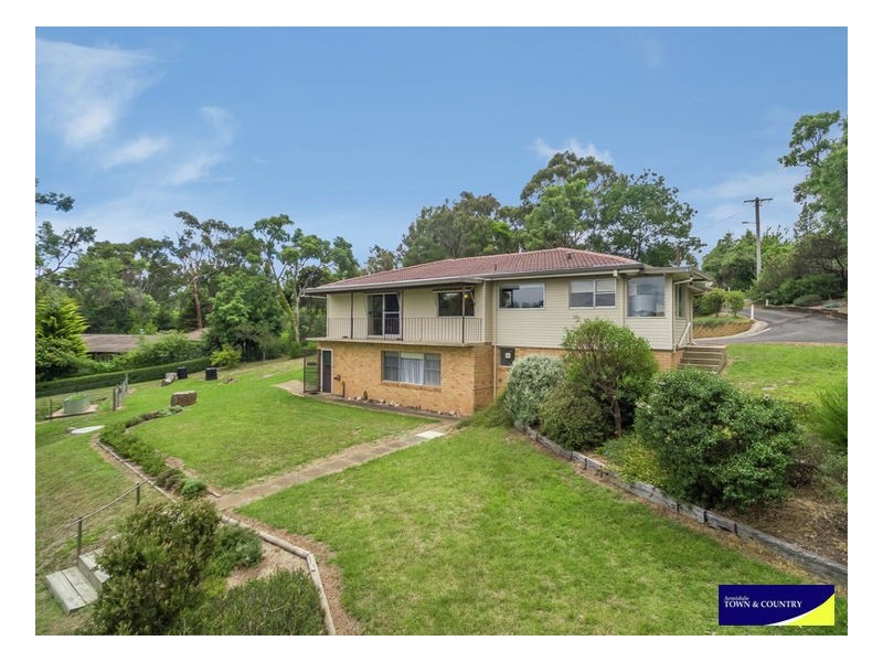 12 Wells Lane, Armidale NSW 2350