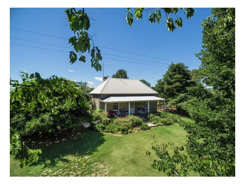 289 Racecourse Road, Armidale NSW 2350