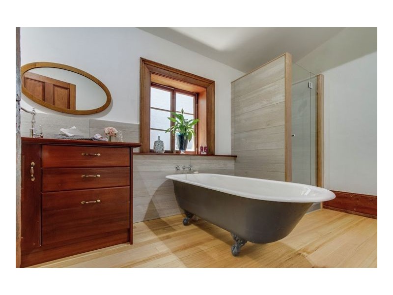 289 Racecourse Road, Armidale NSW 2350