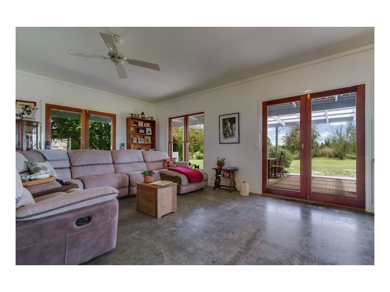 289 Racecourse Road, Armidale NSW 2350