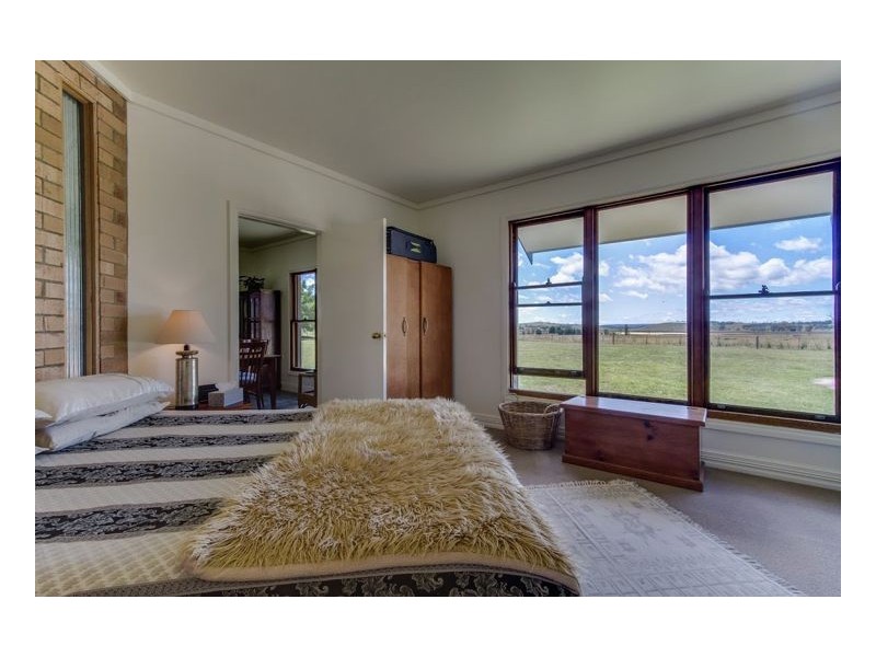 289 Racecourse Road, Armidale NSW 2350