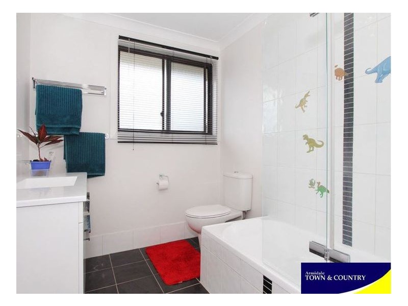 6 Moyes Street, Armidale NSW 2350