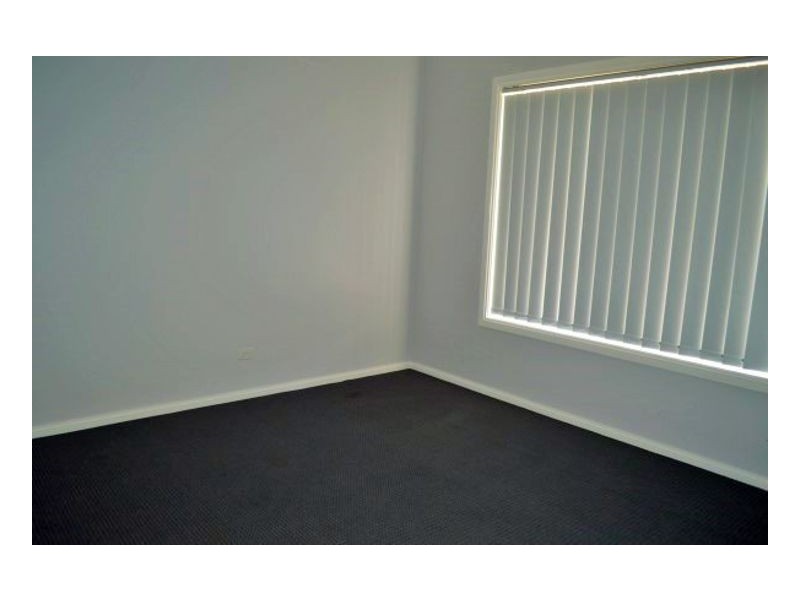 2/12 Hardinge Street, Guyra NSW 2365