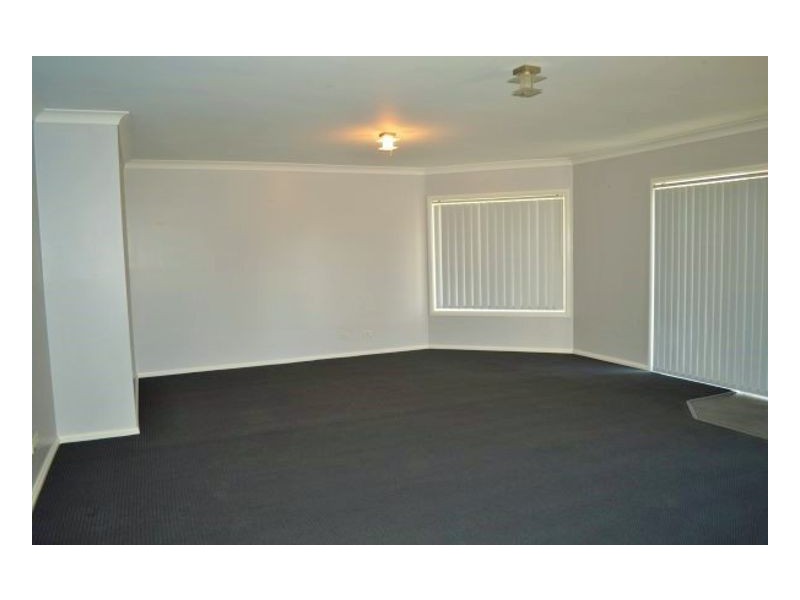 4/12 Hardinge Street, Guyra NSW 2365