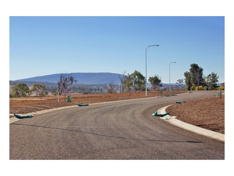 44 Grandview Crescent, Armidale NSW 2350