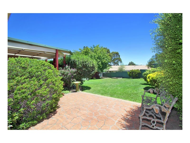 42 Norris Drive, Armidale NSW 2350