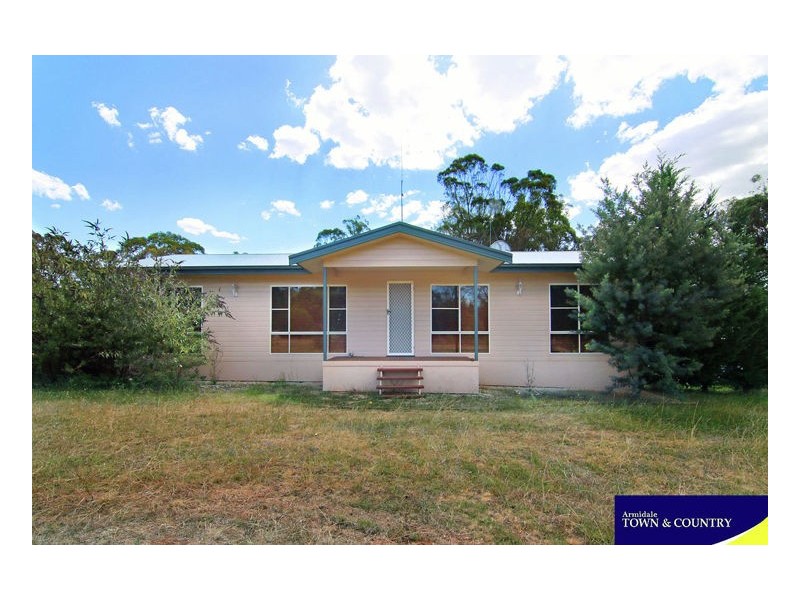 75 Goodes Road, Armidale NSW 2350