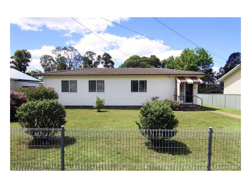29 Mann Street, Armidale NSW 2350