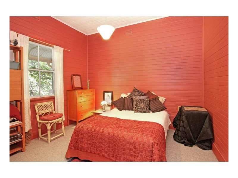 220 Donnelly Street, Armidale NSW 2350