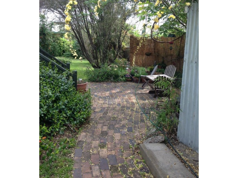 220 Donnelly Street, Armidale NSW 2350