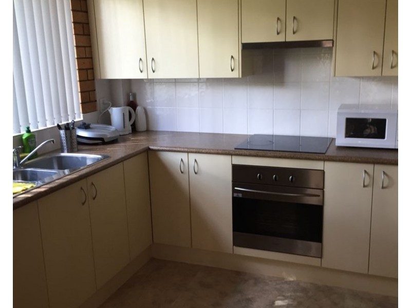 2/190 Donnelly Street, Armidale NSW 2350