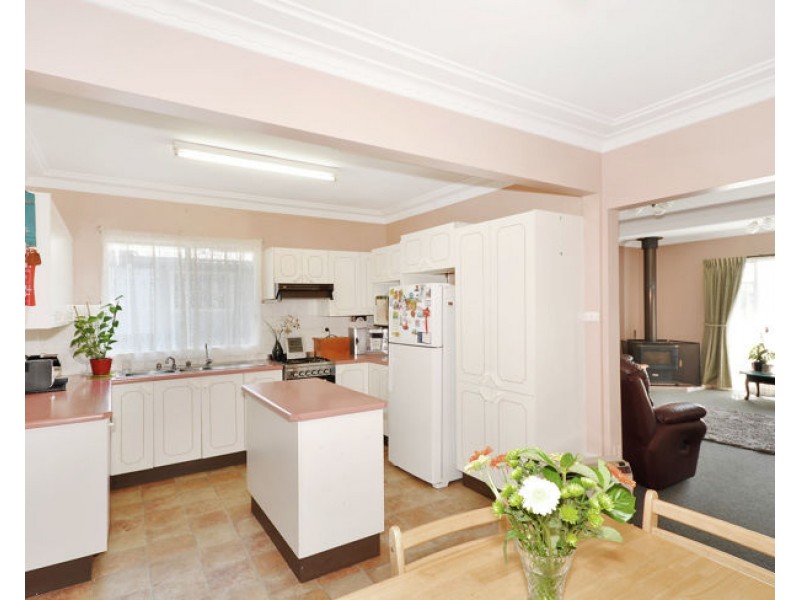 10 Bellevue Road, Armidale NSW 2350