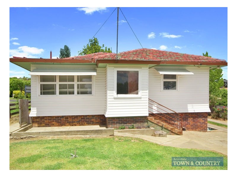 70 Markham Street, Armidale NSW 2350