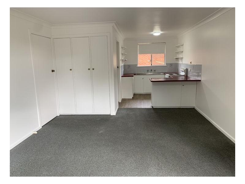 1/10 Marshall Avenue, Armidale NSW 2350