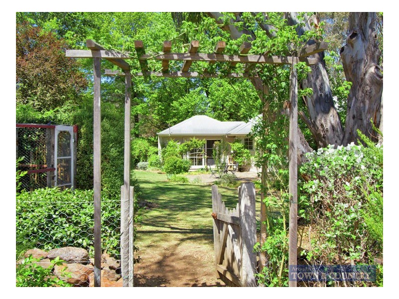 4 Edgar Street, Armidale NSW 2350