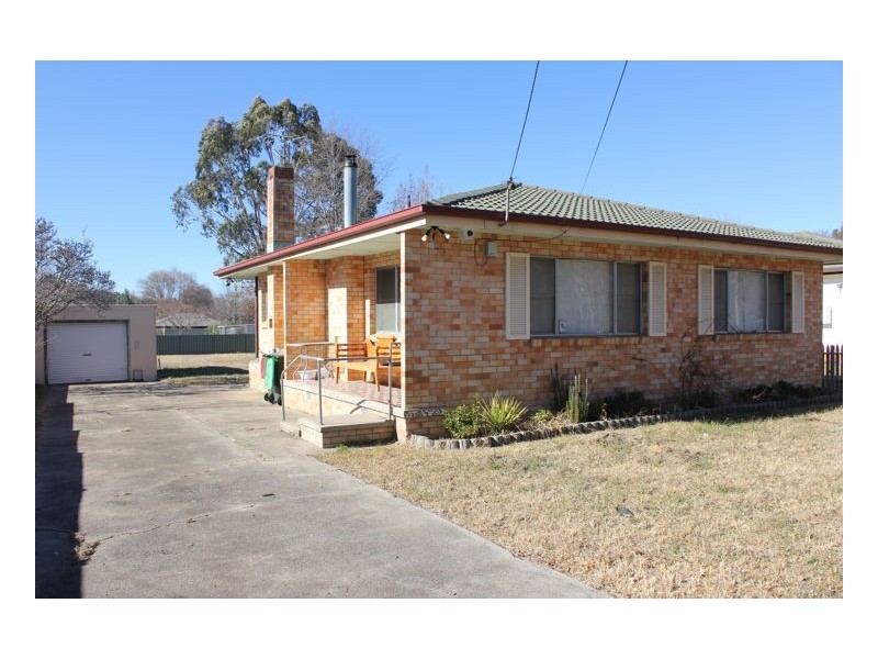 39 Niagara Street, Armidale NSW 2350