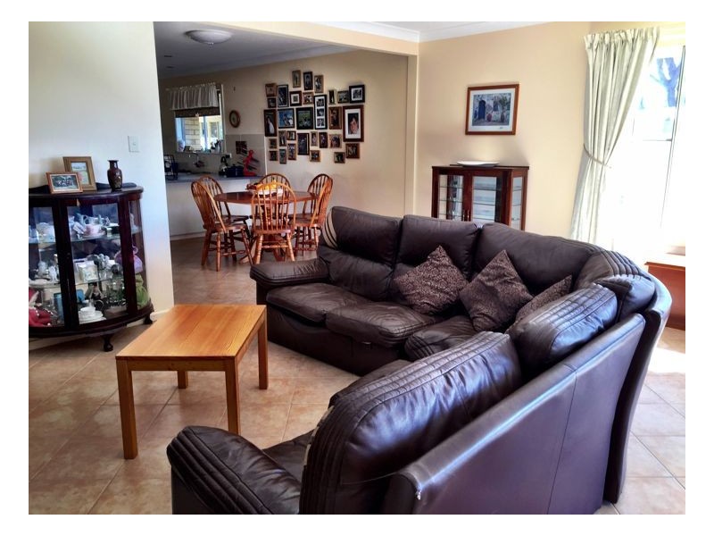 73 Fosters Road, Armidale NSW 2350