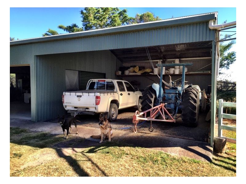 73 Fosters Road, Armidale NSW 2350