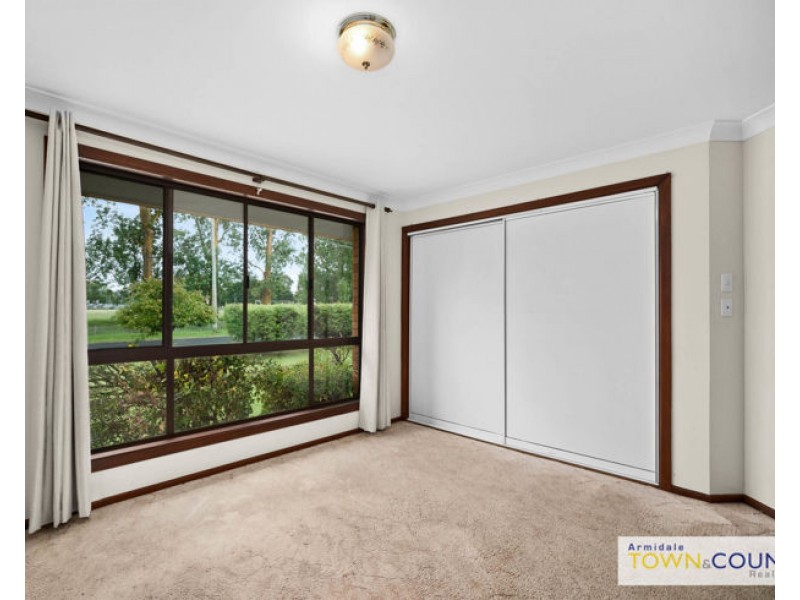 34 Manse Street, Guyra NSW 2365