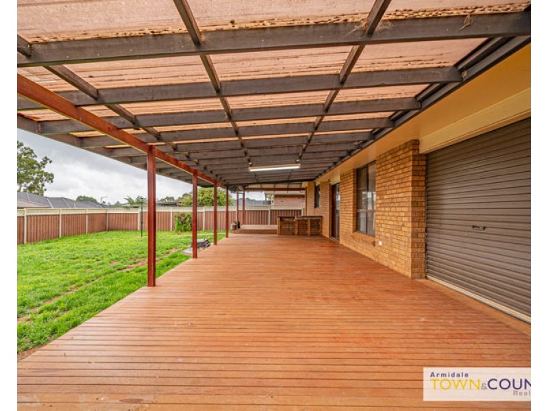 34 Manse Street, Guyra NSW 2365