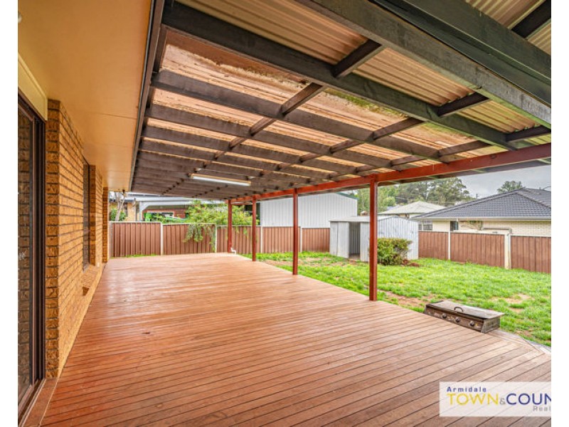 34 Manse Street, Guyra NSW 2365