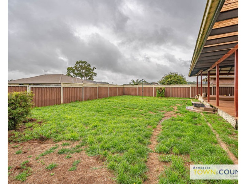 34 Manse Street, Guyra NSW 2365