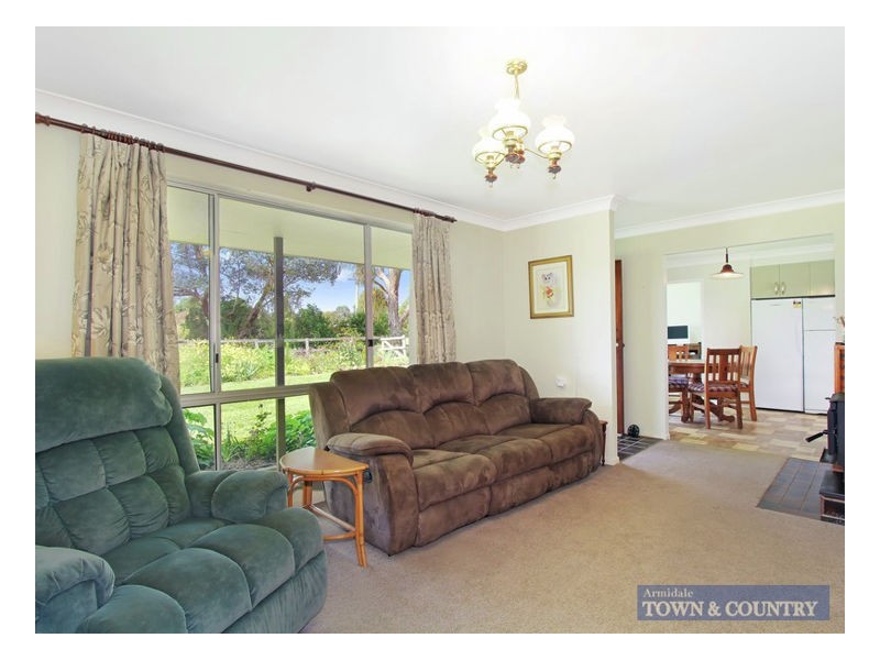 21 Wallinga Road, Armidale NSW 2350