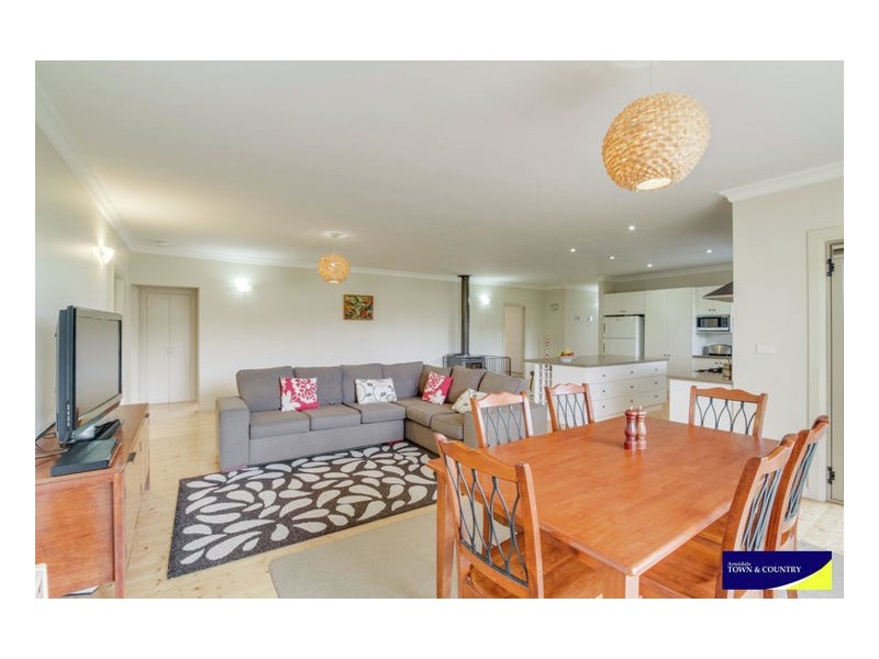 17 O’Connor Road, Armidale NSW 2350