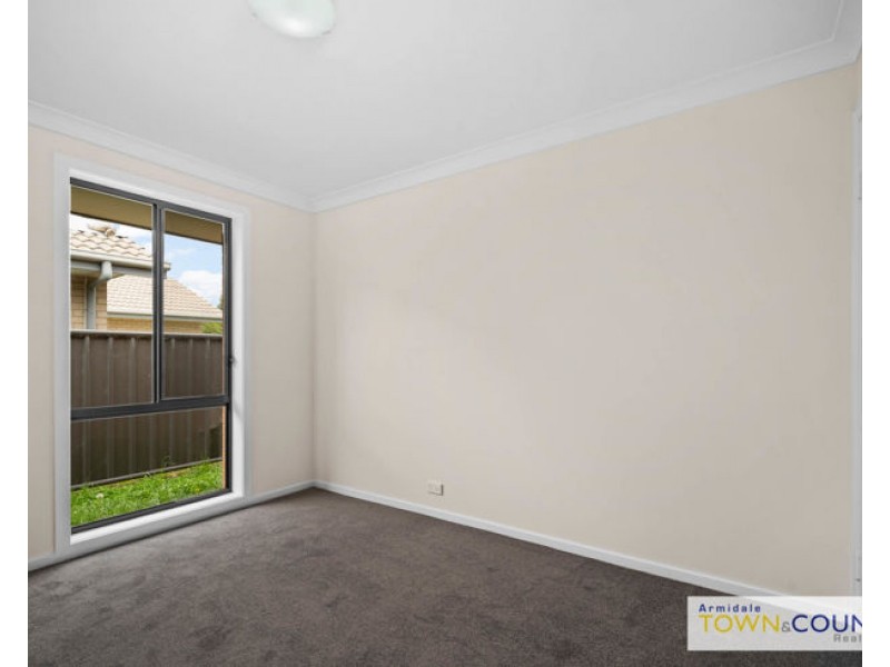 32 Albion Close, Armidale NSW 2350