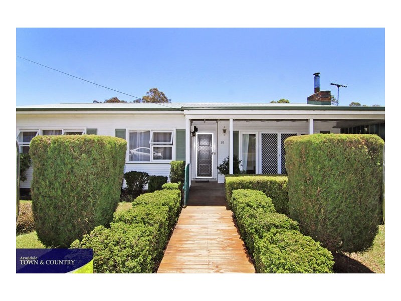35 Mann Street, Armidale NSW 2350
