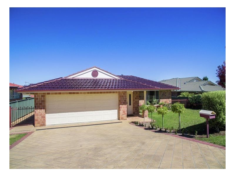6 Norris Drive, Armidale NSW 2350